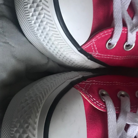 Converse - Picture 4 of 7